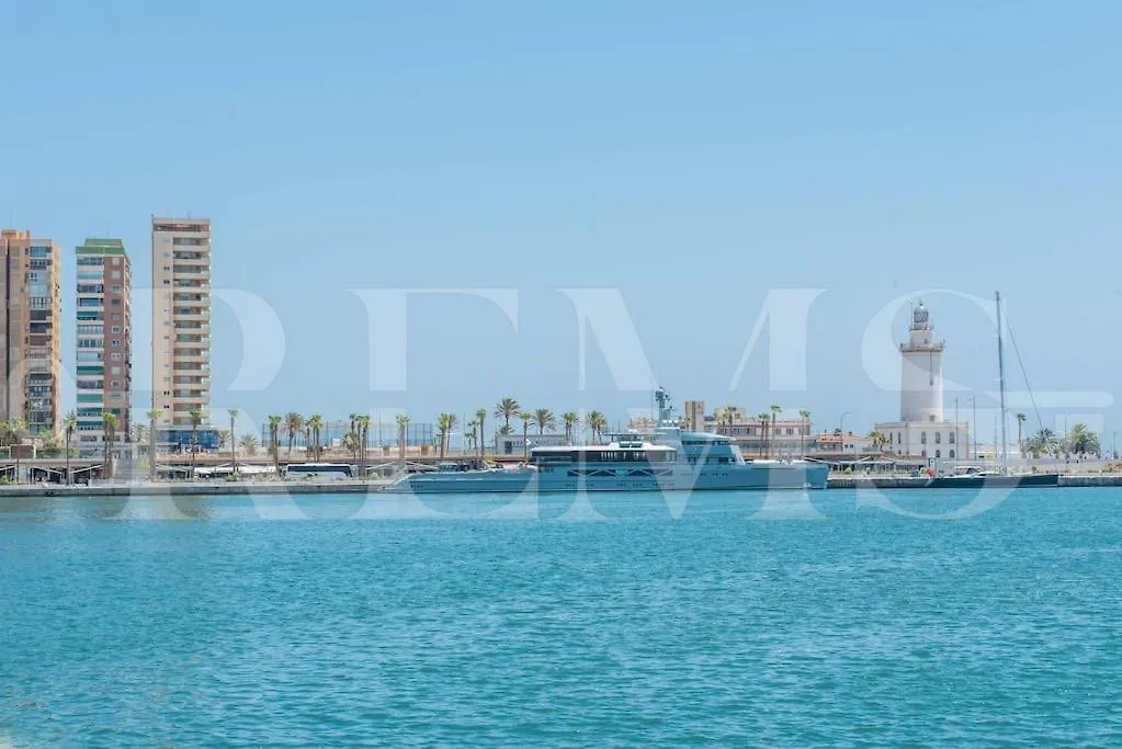 Central Gem With Stunning Port & Sea Views By Rems Malaga Apartment